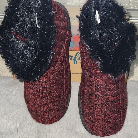 Burgundy/ Maroon / Black Checkered Dearfoams Slippers Size 9-10 - Picture 5 of 6